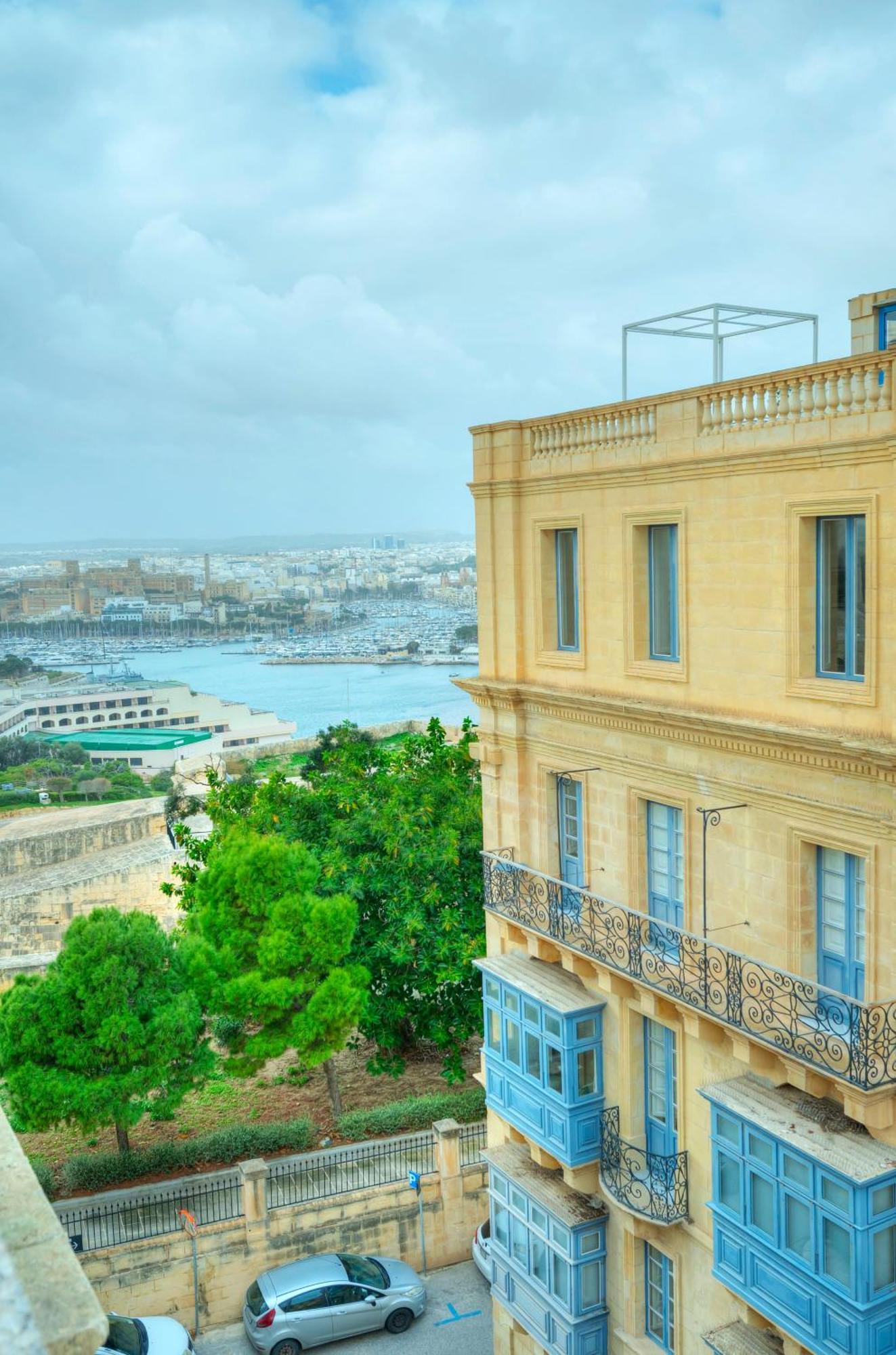 Charming 3 Storey Apartment In Valletta Centre, Ngri1-1 Exterior photo